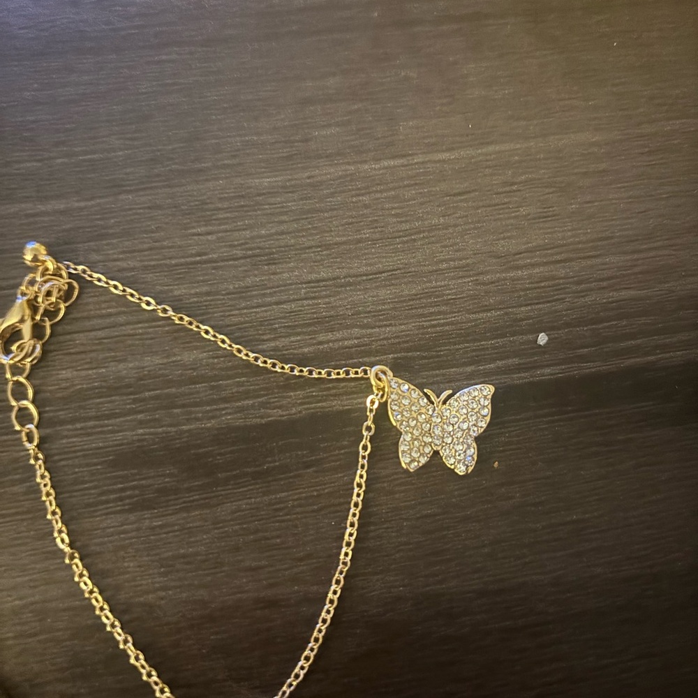 Elegant Gold Butterfly Pendant Bracelet